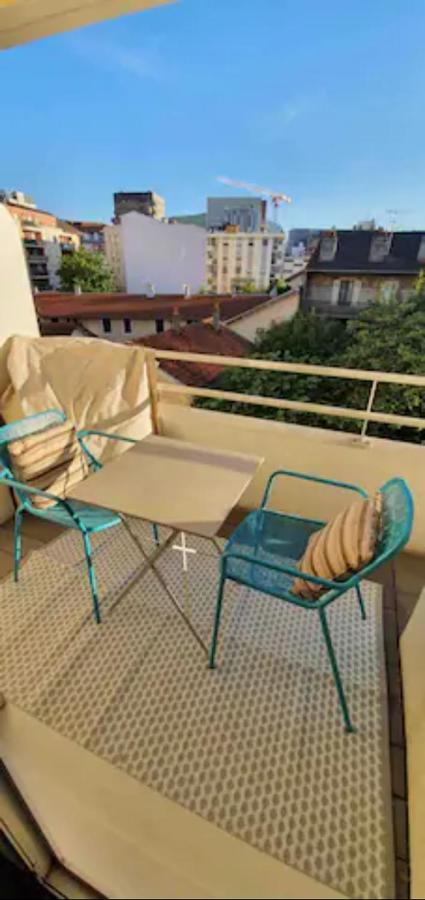 Tichnich Appartement - 2 Bedrooms - 1 Min Away From Train Station Annemasse Luaran gambar